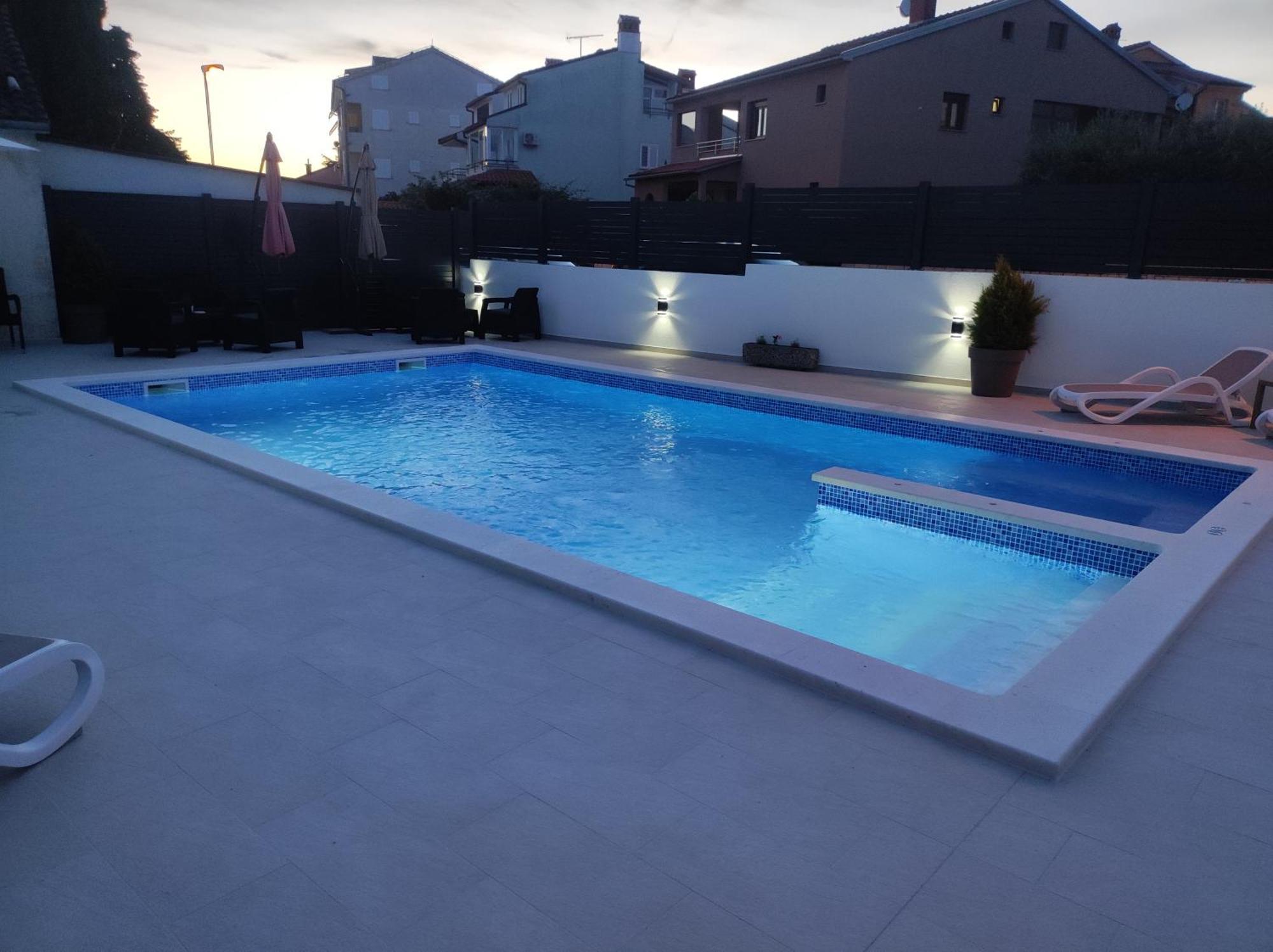 Viktor Rooms And Apartments 2 Rovinj Exterior photo